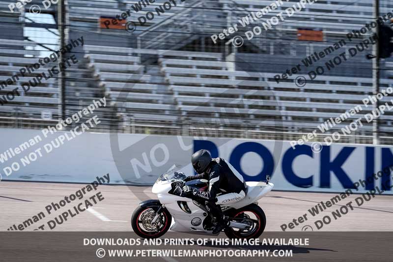 Rockingham no limits trackday;enduro digital images;event digital images;eventdigitalimages;no limits trackdays;peter wileman photography;racing digital images;rockingham raceway northamptonshire;rockingham trackday photographs;trackday digital images;trackday photos